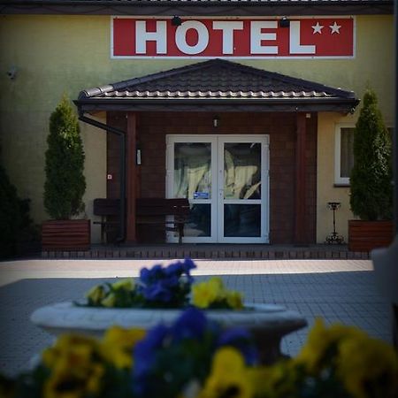 Hotel Marco Plonsk Szkolna 115 Bagian luar foto