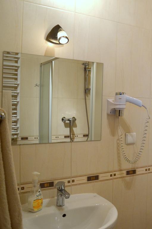 Hotel Marco Plonsk Szkolna 115 Bagian luar foto